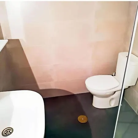 Estudio En La Zona Media De Con Garaje Incluido Apartment *